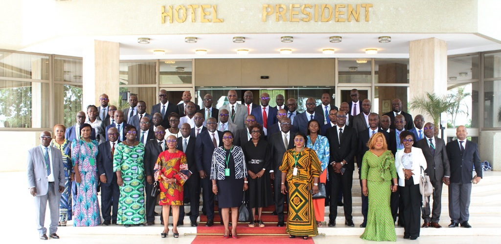 FINANCEMENT BASÉ SUR LA PERFORMANCE/ACHAT STRATÉGIQUE EN SANTÉ: Les Trésoriers Généraux en formation à Yamoussoukro